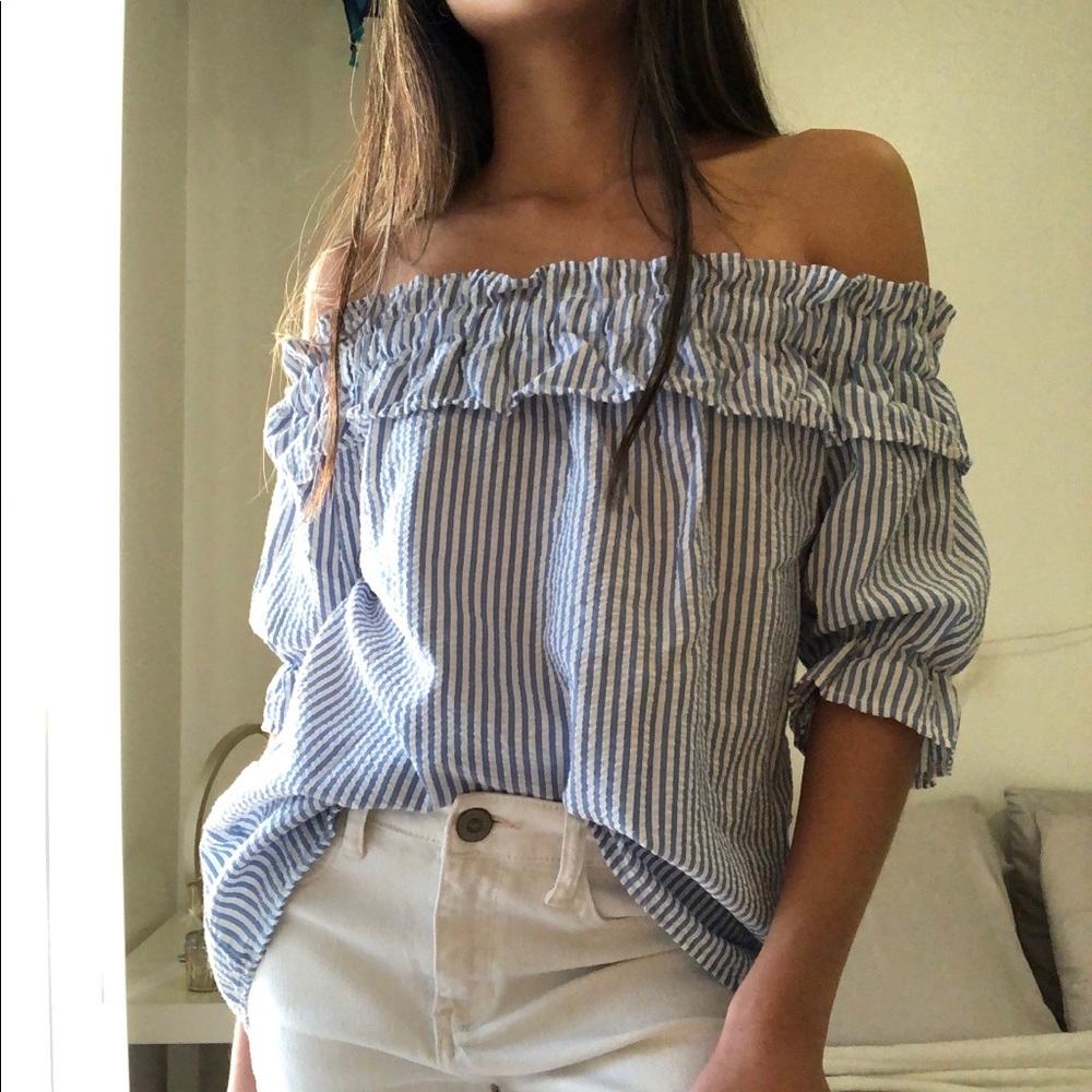 Striped off-shoulders top - Picture 6 of 7